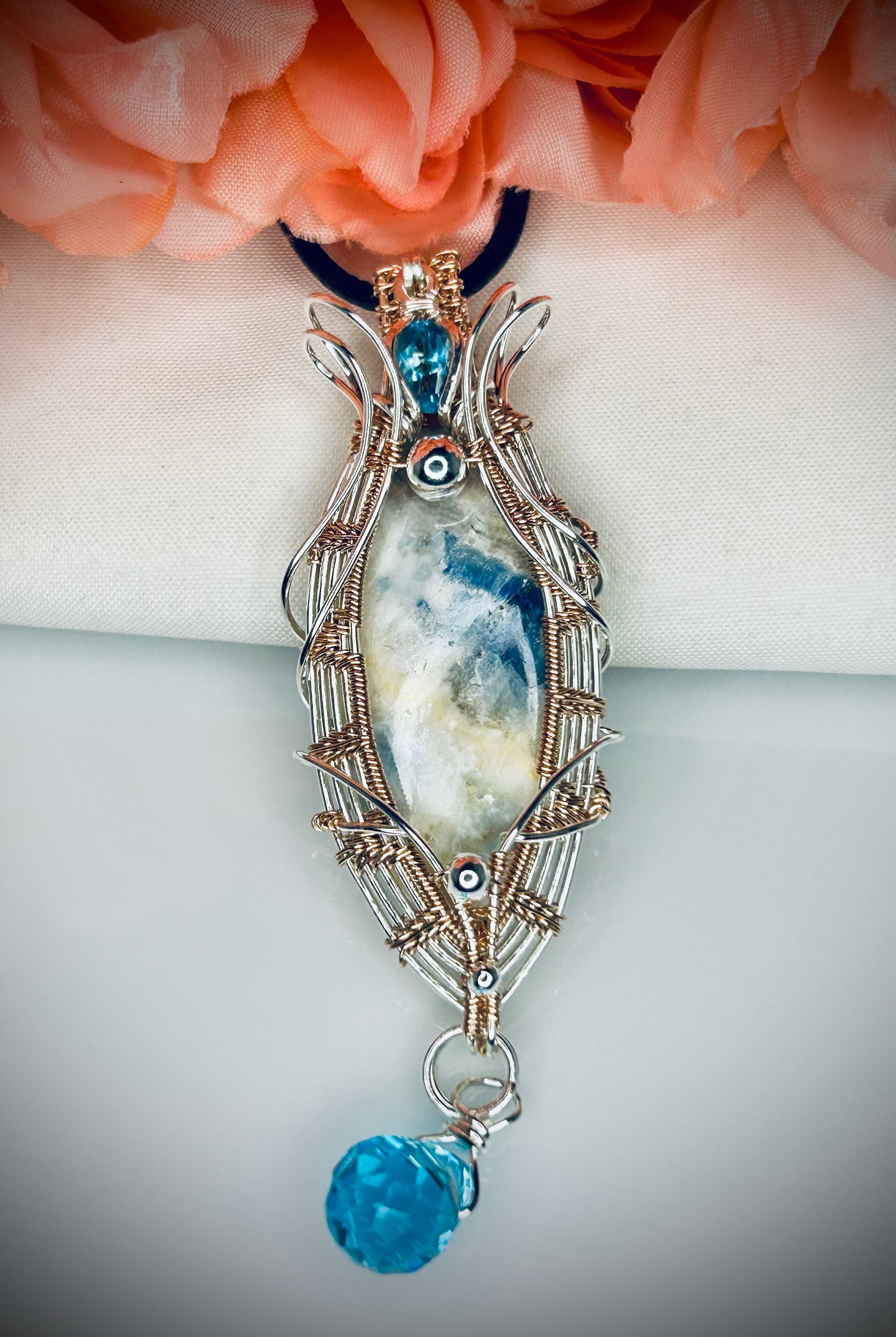Silver/RG Blue Scheelite & Blue Topaz Pendant