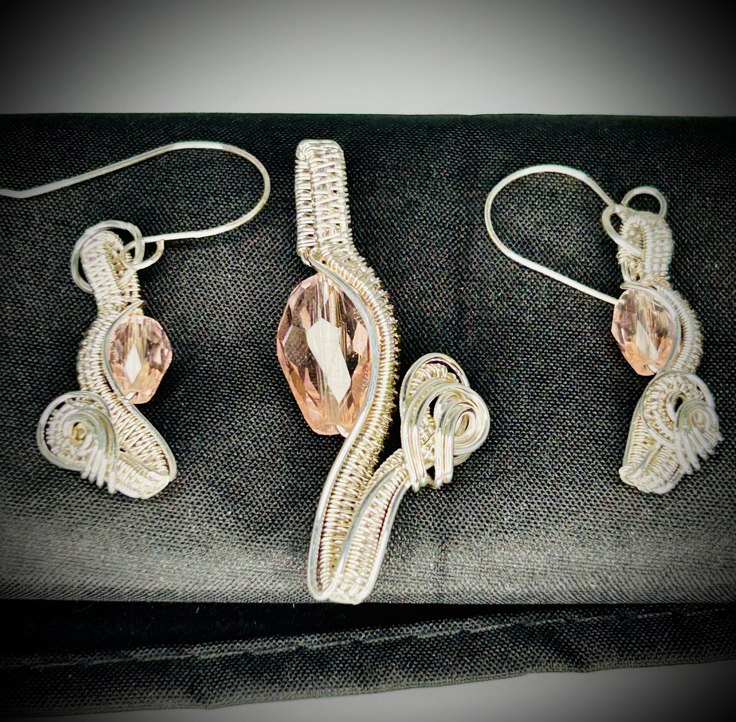 Silver Flower Pendant and Earrings Set.