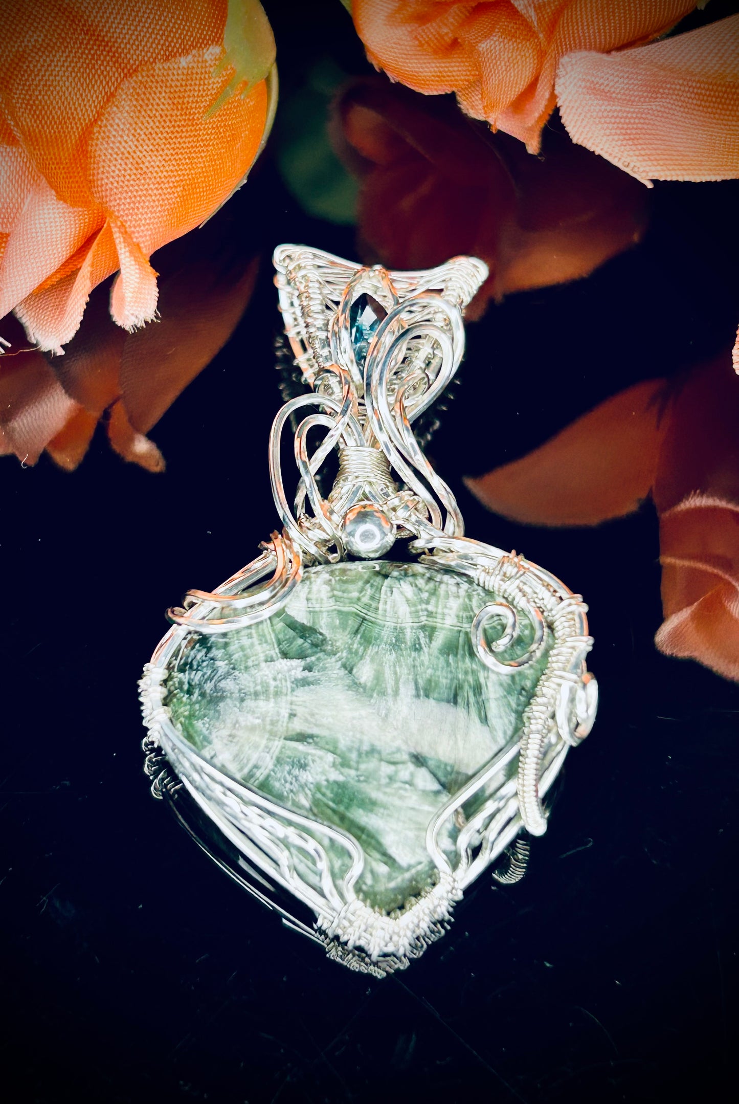 Silver Seraphinite & London Blue Topaz Pendant