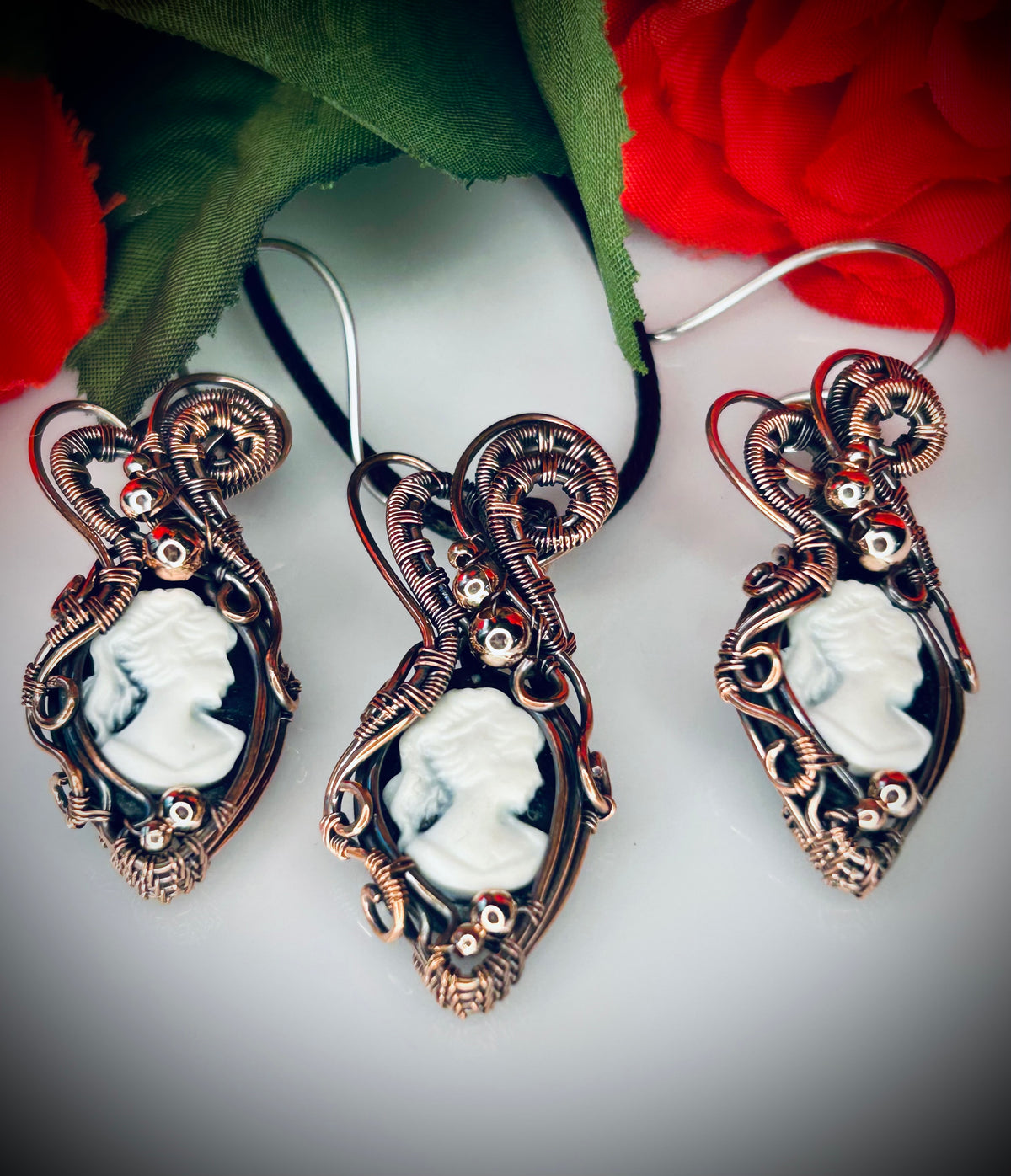 Cameo Jewelry Set