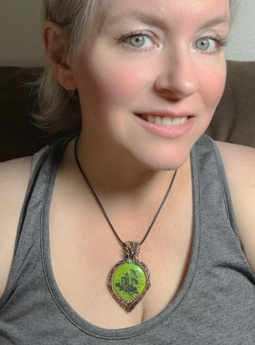 Etched Dyed Howlite Pendant