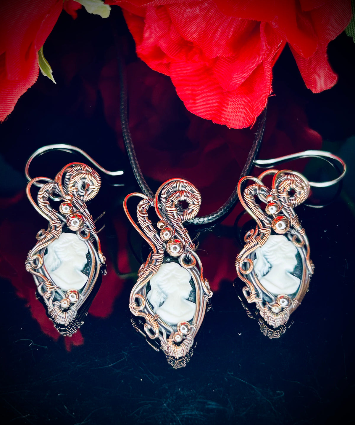 Cameo Jewelry Set